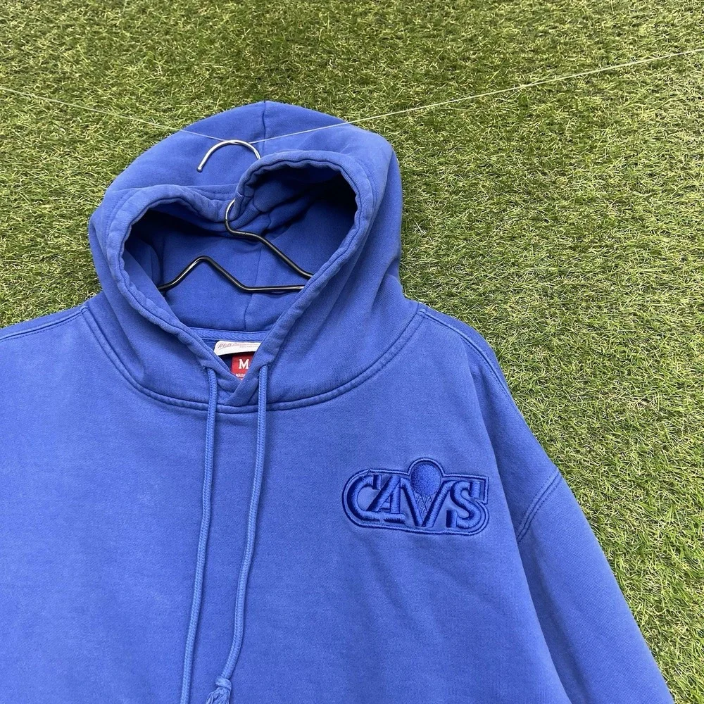 Mitchell & Ness shop confidence